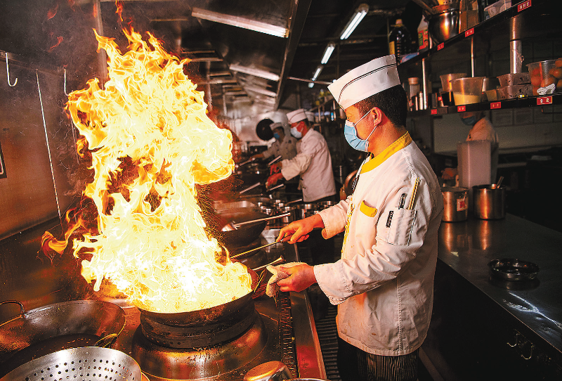 你在逗我吗?2021餐饮业的发展趋势是食堂承包?